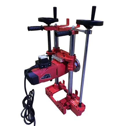 墻壁切割機是一種新型的切割設備，不管在切割速度還是在體積上都有著絕對的優(yōu)勢。今天我們講講具體有哪些方面的優(yōu)勢？